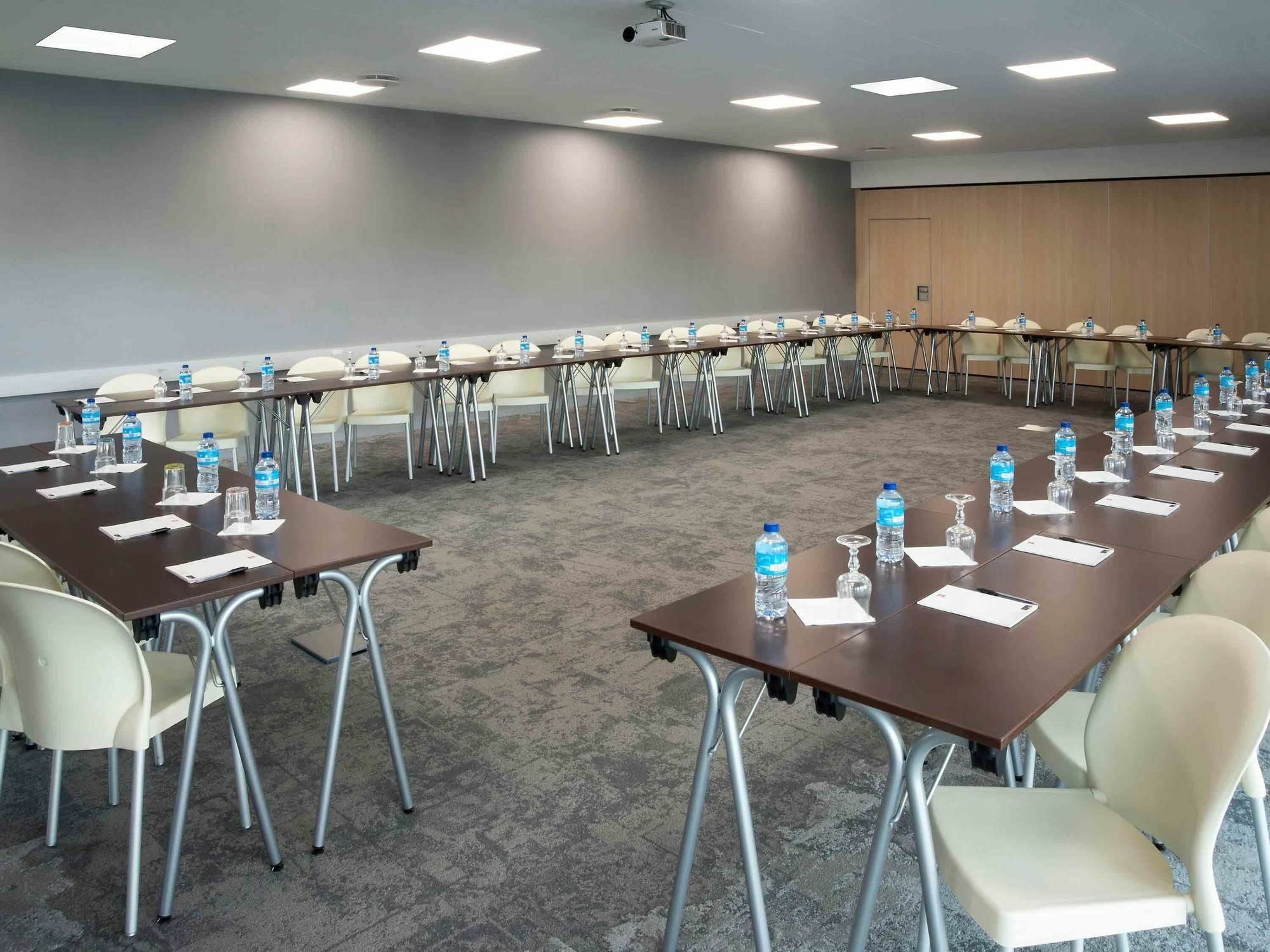 Ibis Rennes Beaulieu Otel Cesson-Sévigné Dış mekan fotoğraf